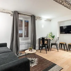 Apartment Coeur Du Vieux - 2 Pieces De Charme Nice