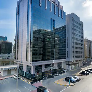 تحقق من التوفر