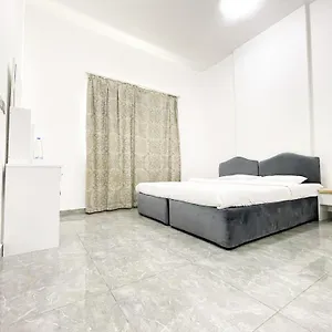 Homestay Warsan Star - Dubai